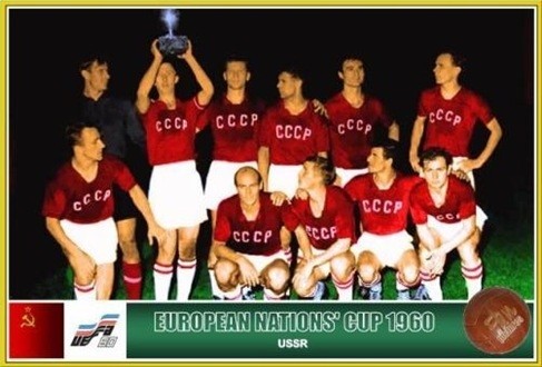Форма сборной СССР по футболу домашняя 1960/1964 (комплект: футболка + шорты + гетры)