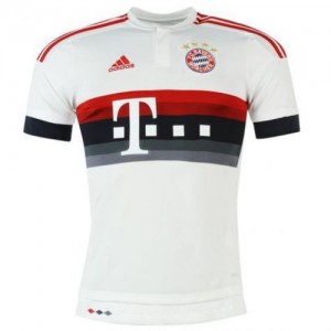 Именная футбольная футболка Bayern Munich Robert Lewandowski Гостевая 2015 2016 короткий рукав XL(50)