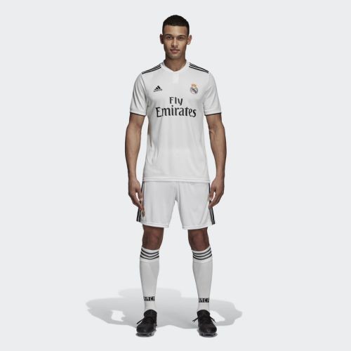 Именная футбольная форма для детей Real Madrid Cristiano Ronaldo Домашняя 2018 2019 короткий рукав XS (рост 110 см)